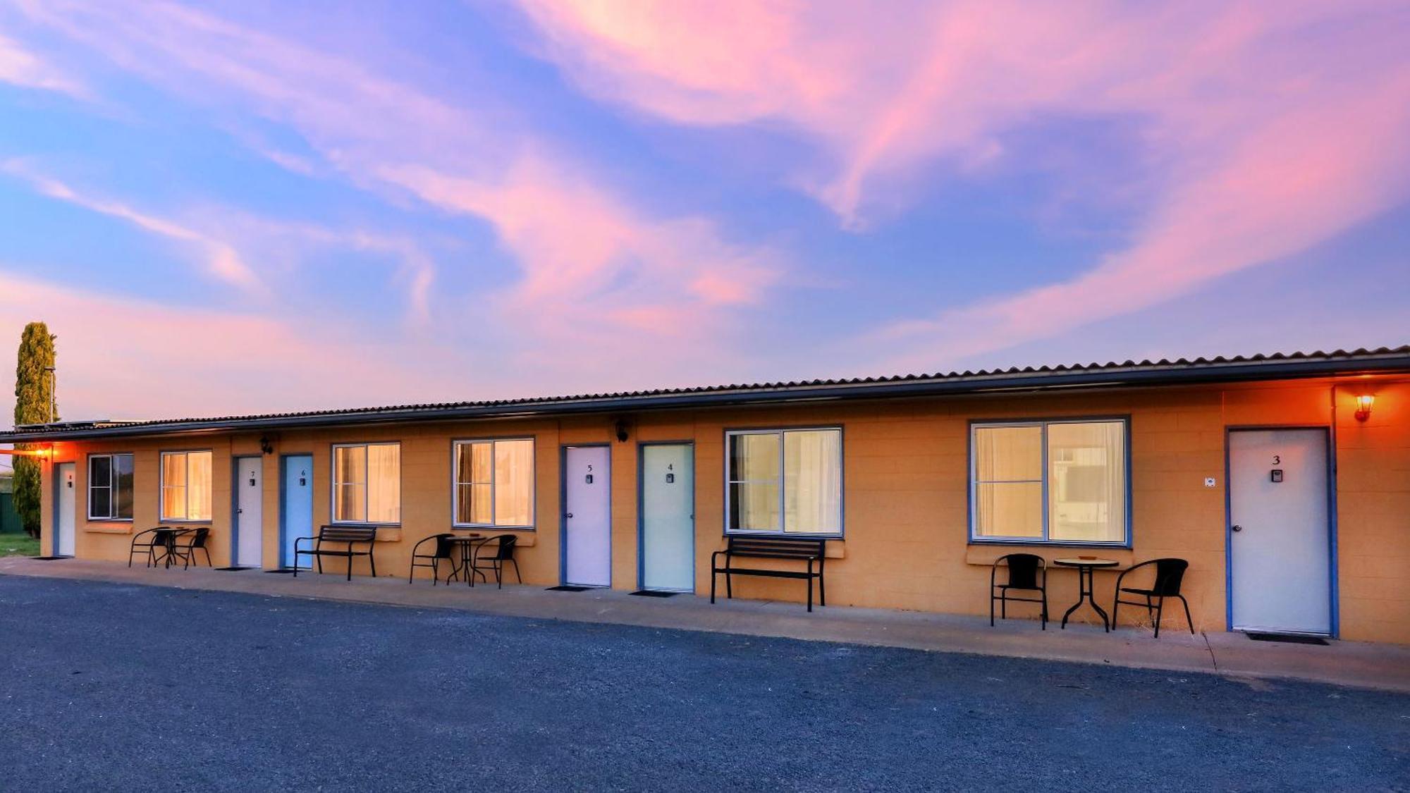 Artesian Motor Inn Under New Management Rams Motel Coonamble Exterior foto